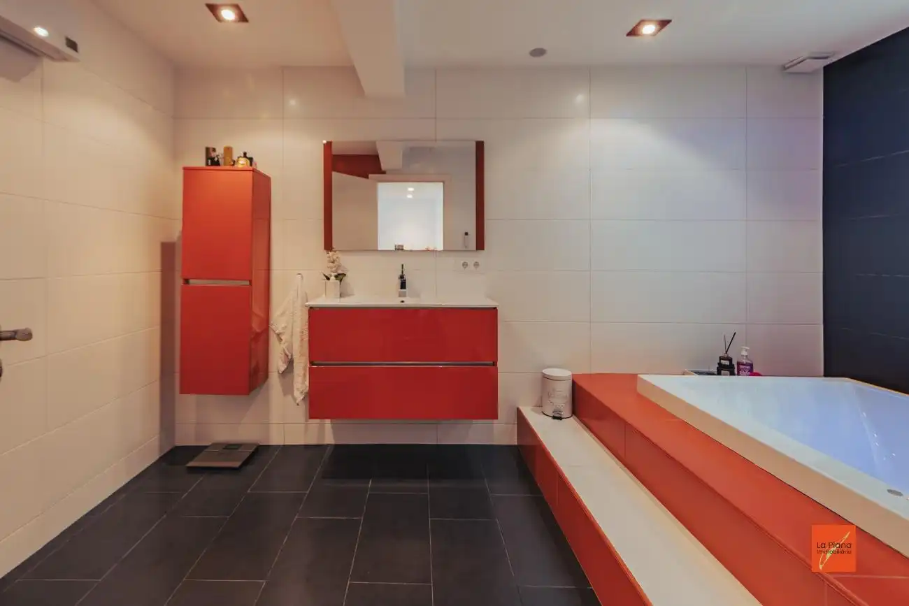 Baño de Casa adosada en venta en Tortosa con Calefacción y Terraza