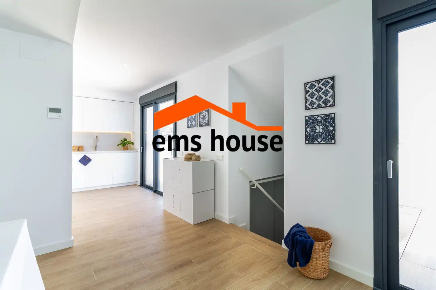 Ático de obra nueva con terraza en venta en Passeig de Josep Mundet 9, imagen 14