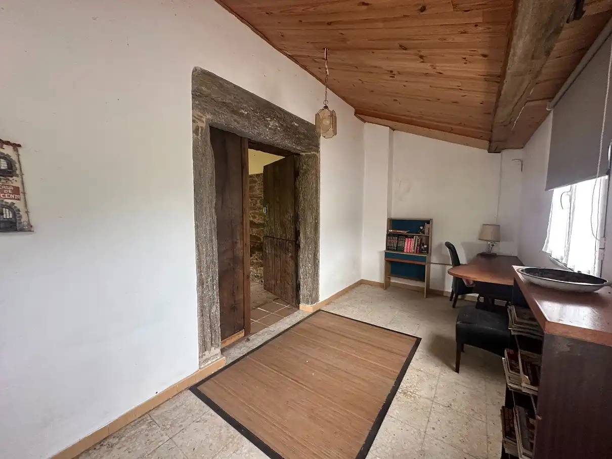 Casa o chalet en venta en O Pino  con Jardín privado, Terraza y Amueblado