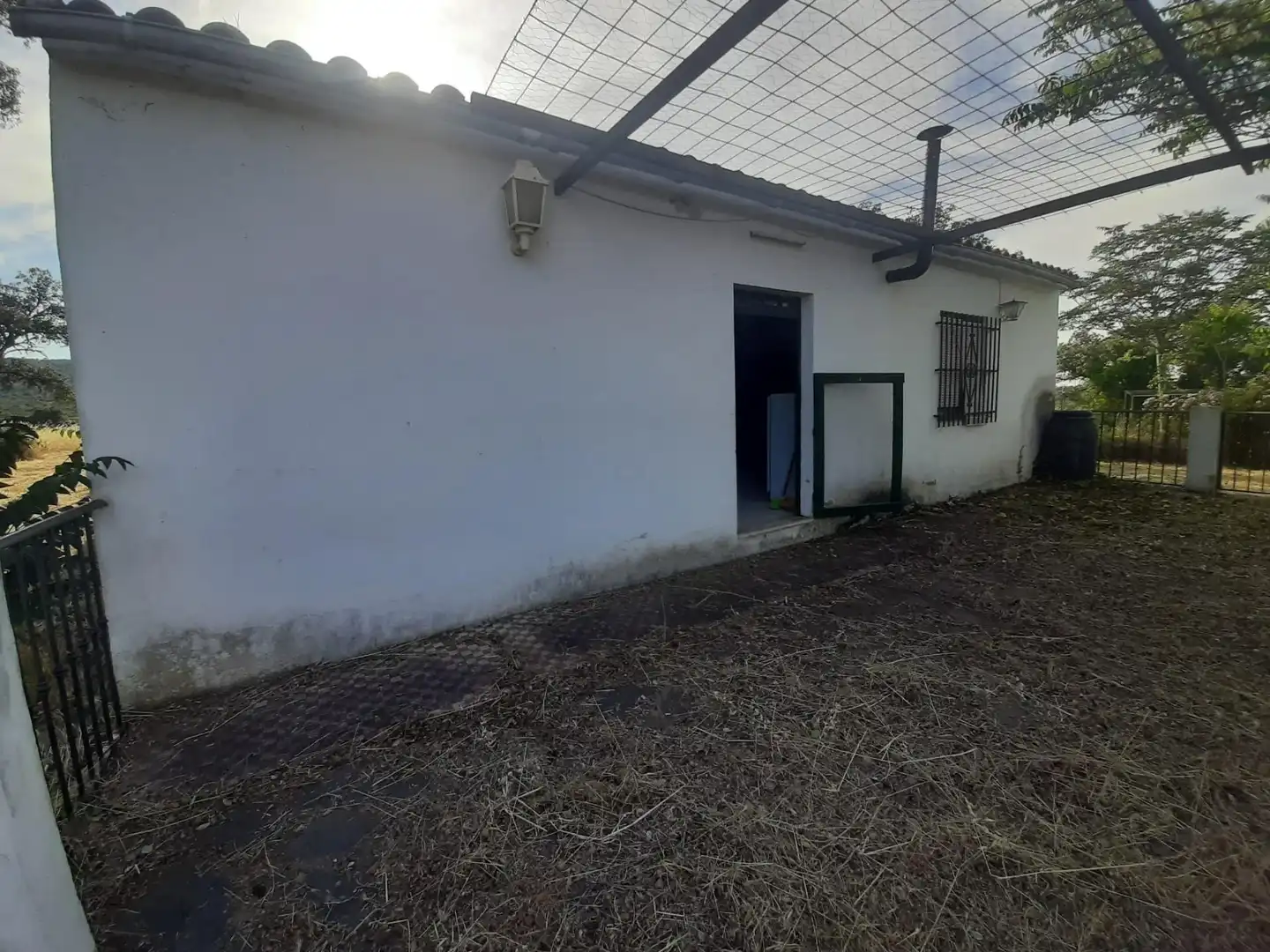 Vista exterior de Casa o xalet en venda en Cáceres amb Calefacció, Jardí privat i Terrassa