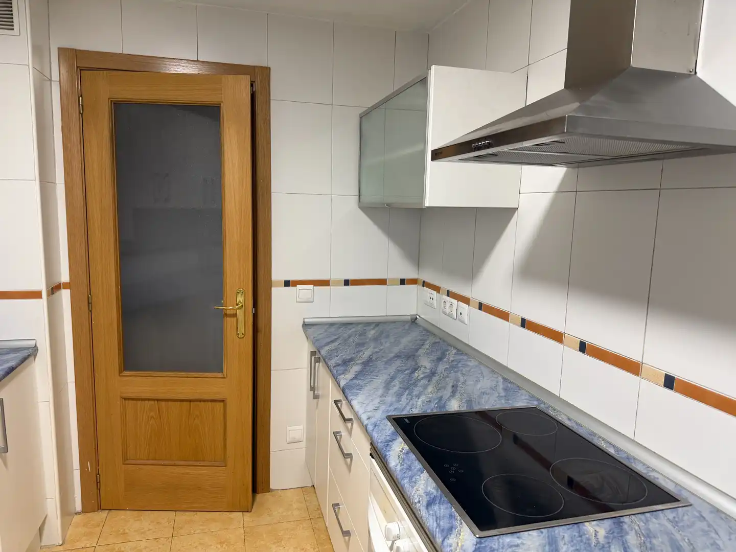Kitchen of Flat for sale in Cistérniga, Valladolid