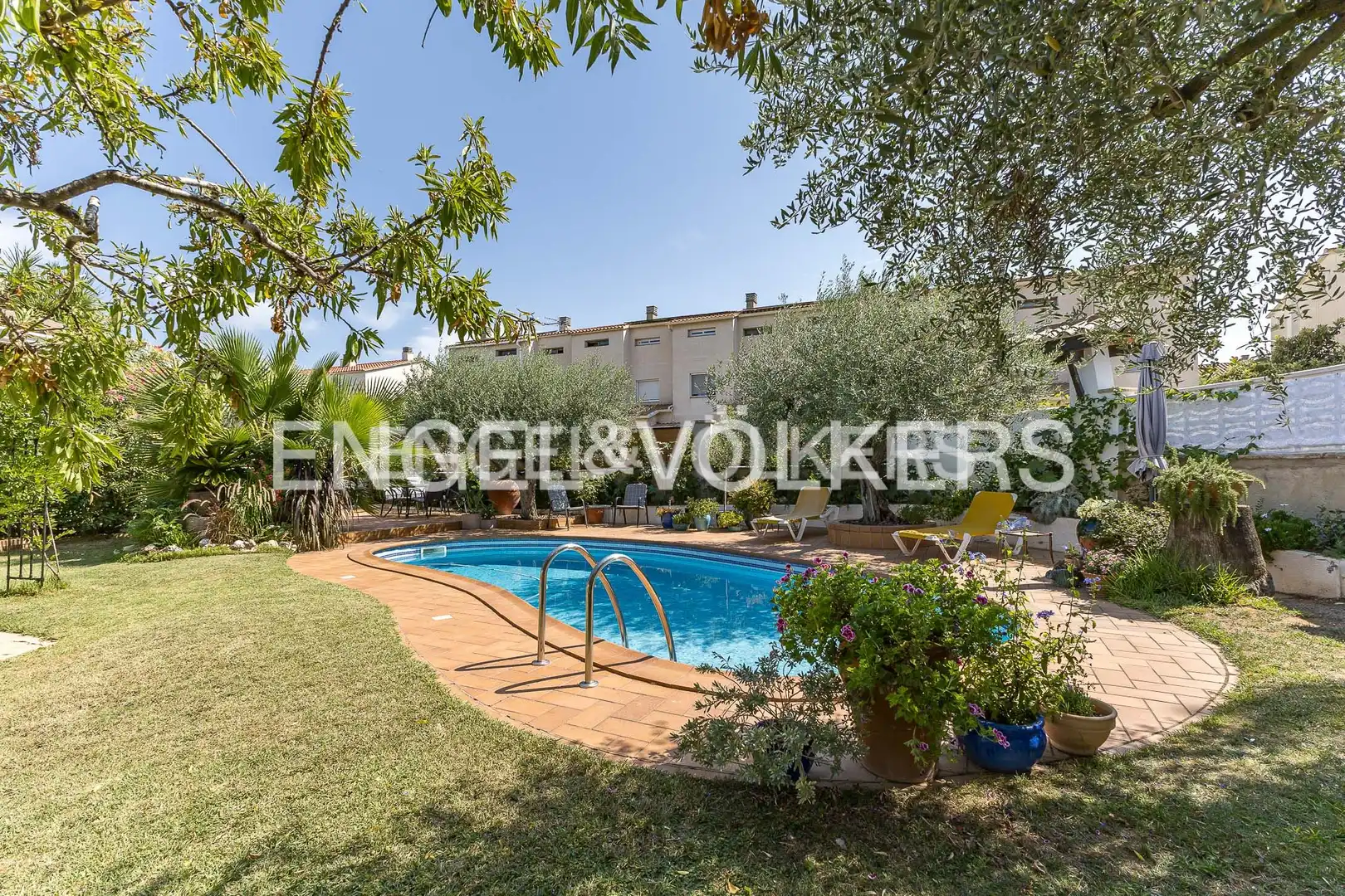 Piscina de Casa o chalet en venta en Torredembarra con Aire acondicionado, Calefacción y Jardín privado