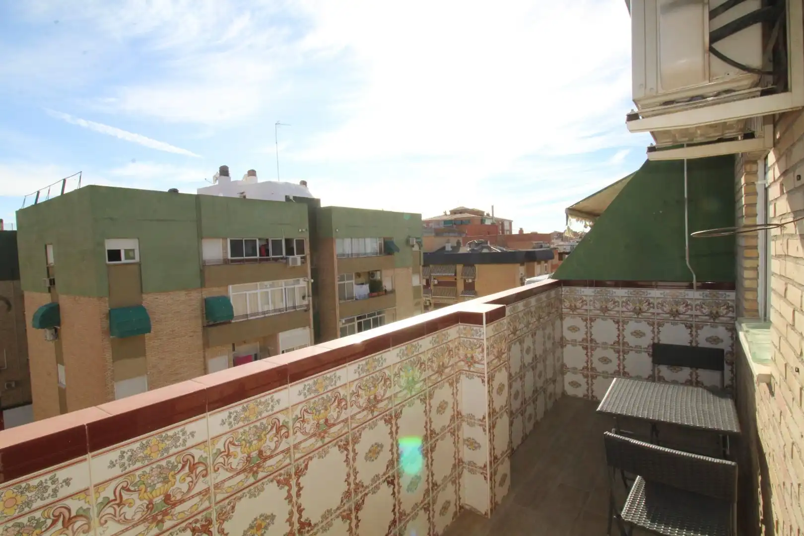 Terraza de Piso de alquiler en Granada con Aire acondicionado, Calefacción y Jardín privado