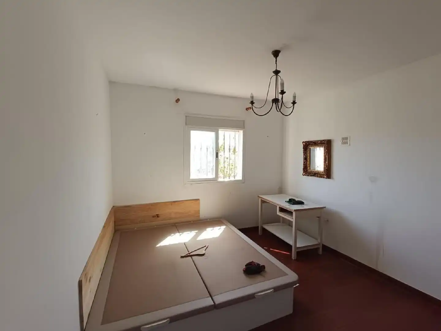 Dormitori de Casa o xalet en venda en Benamocarra amb Jardí privat, Terrassa i Traster