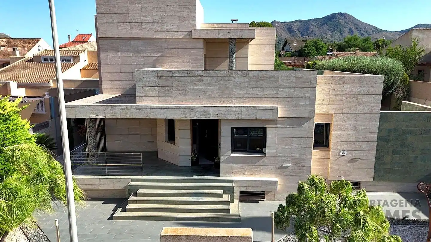 House with terrace for sale in Loma Negra, imagen 13