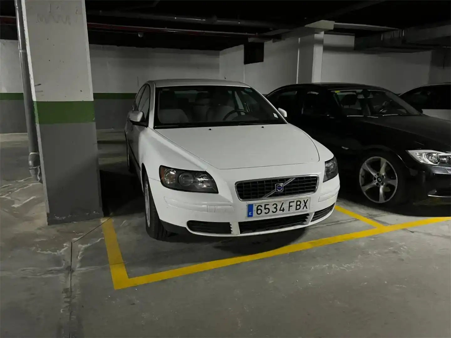 Parkplatz von Wohnung zur Miete in Estepona mit Klimaanlage, Abstellraum und Schwimmbad
