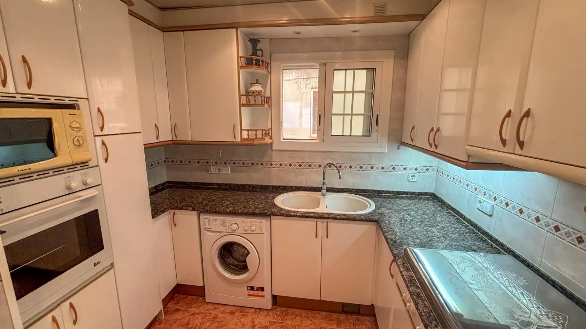 Cocina de Piso en venta en Barcelona con Aire acondicionado, Amueblado y Balcón