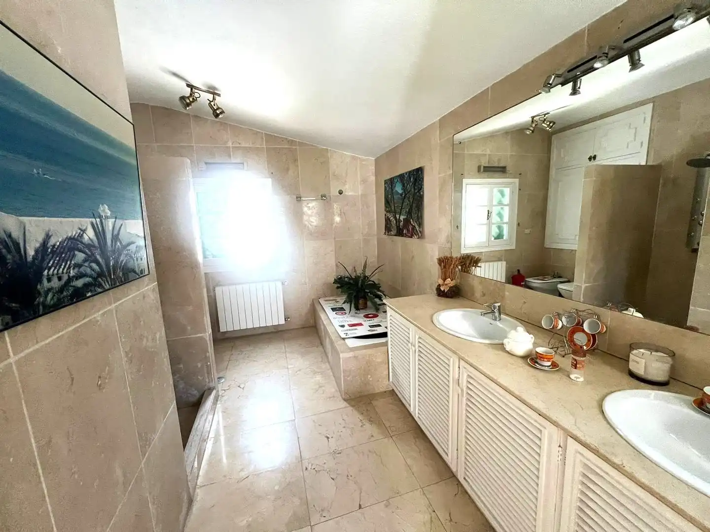 Bany de Casa o xalet en venda en Mijas amb Aire condicionat, Terrassa i Piscina