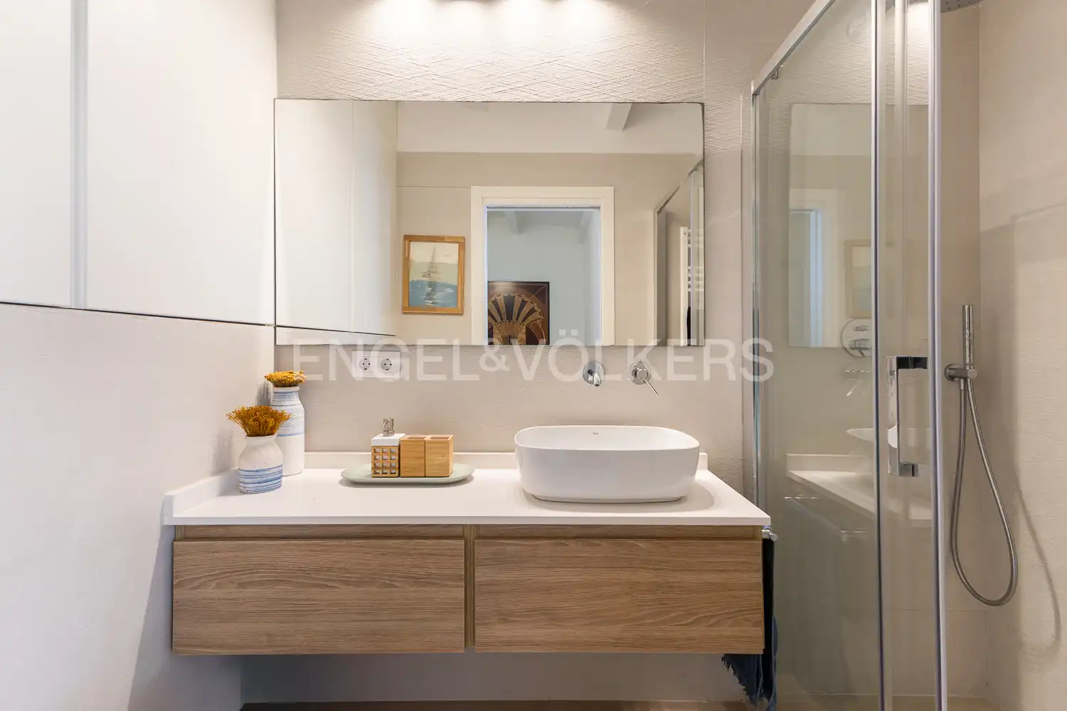 Bathroom of Houses for rent in Valencia  with Heating, Private garden and Terrace