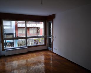 Bedroom of Flat to rent in Vigo   with Heating, Parquet flooring and Storage room