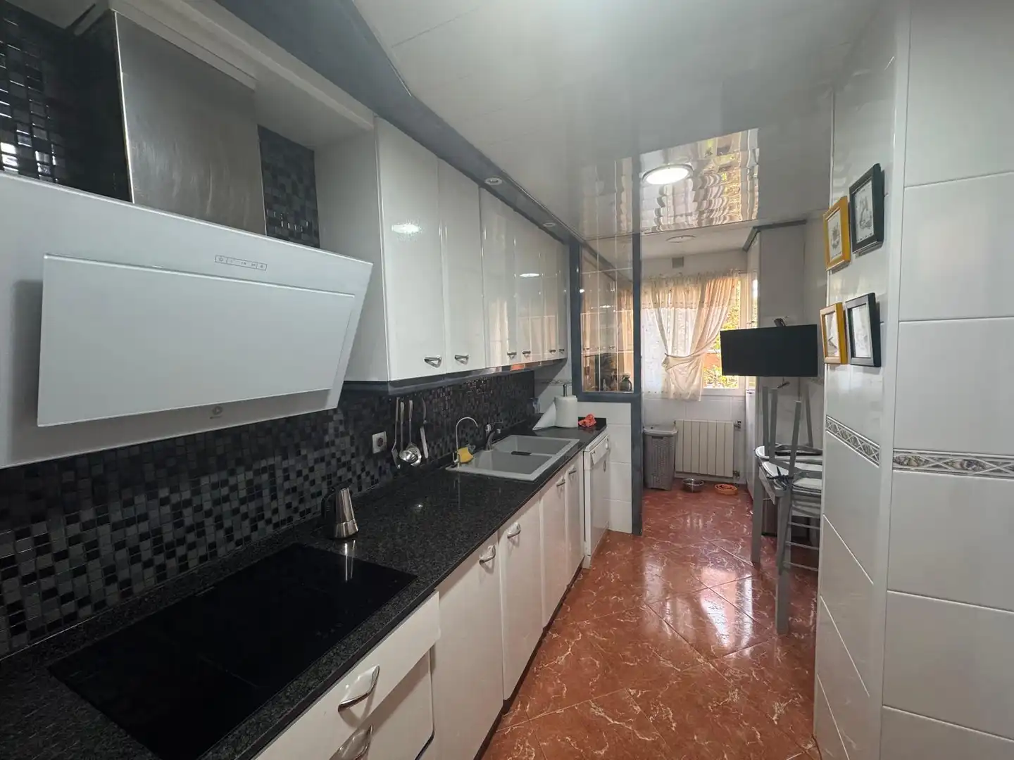 Kitchen of Flat for sale in Salut - Lloreda