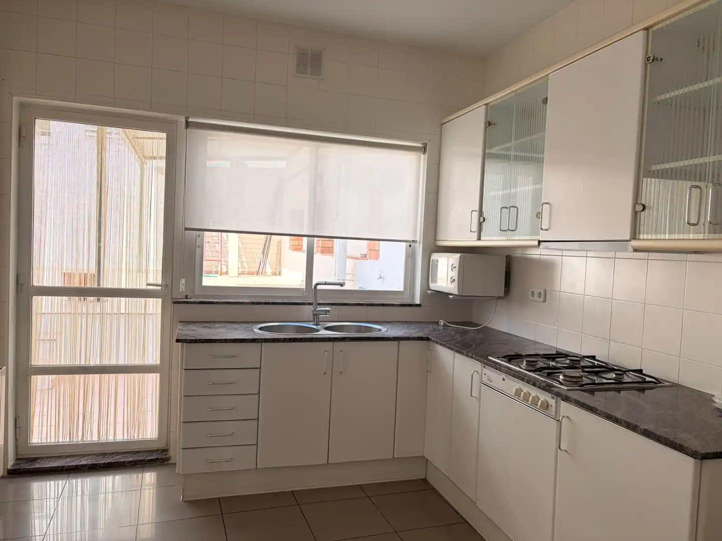 Kitchen of Flat for rent in Les Borges Blanques  with Air Conditioner, Heating and Parquet flooring