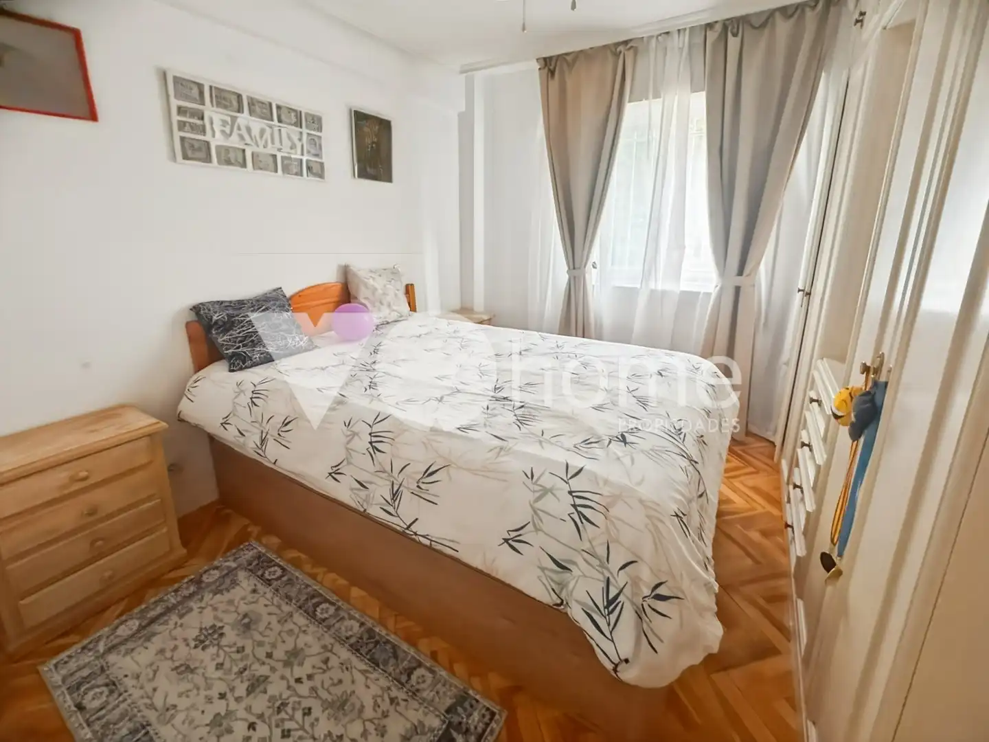 Habitación de Piso en venta en Madrid con Calefacción y Amueblado