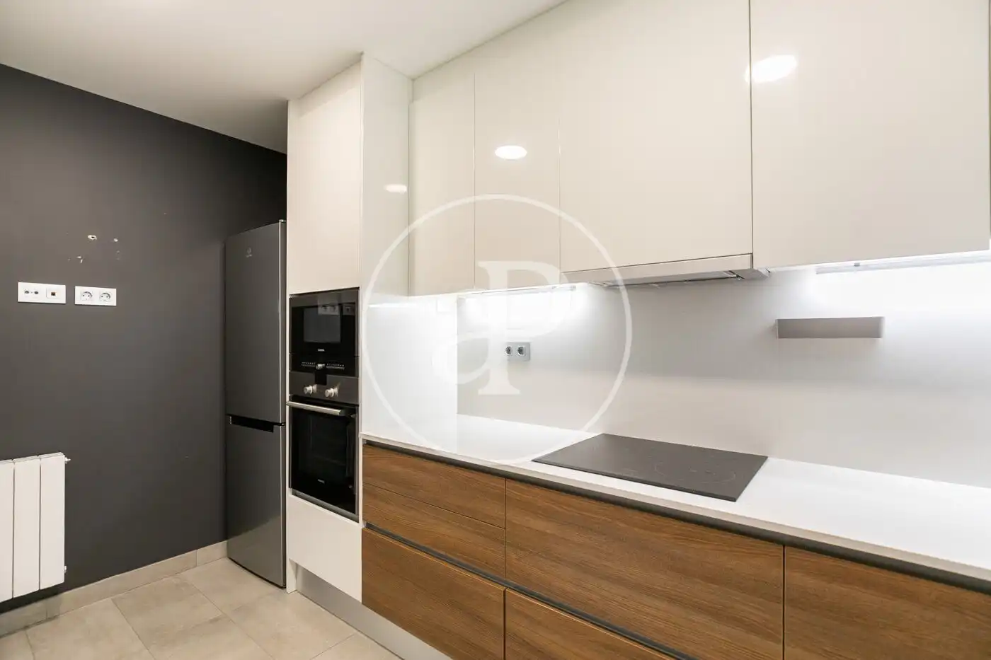 Kitchen of Flat for sale in Barcelona  with Air Conditioner, Heating and Storage room