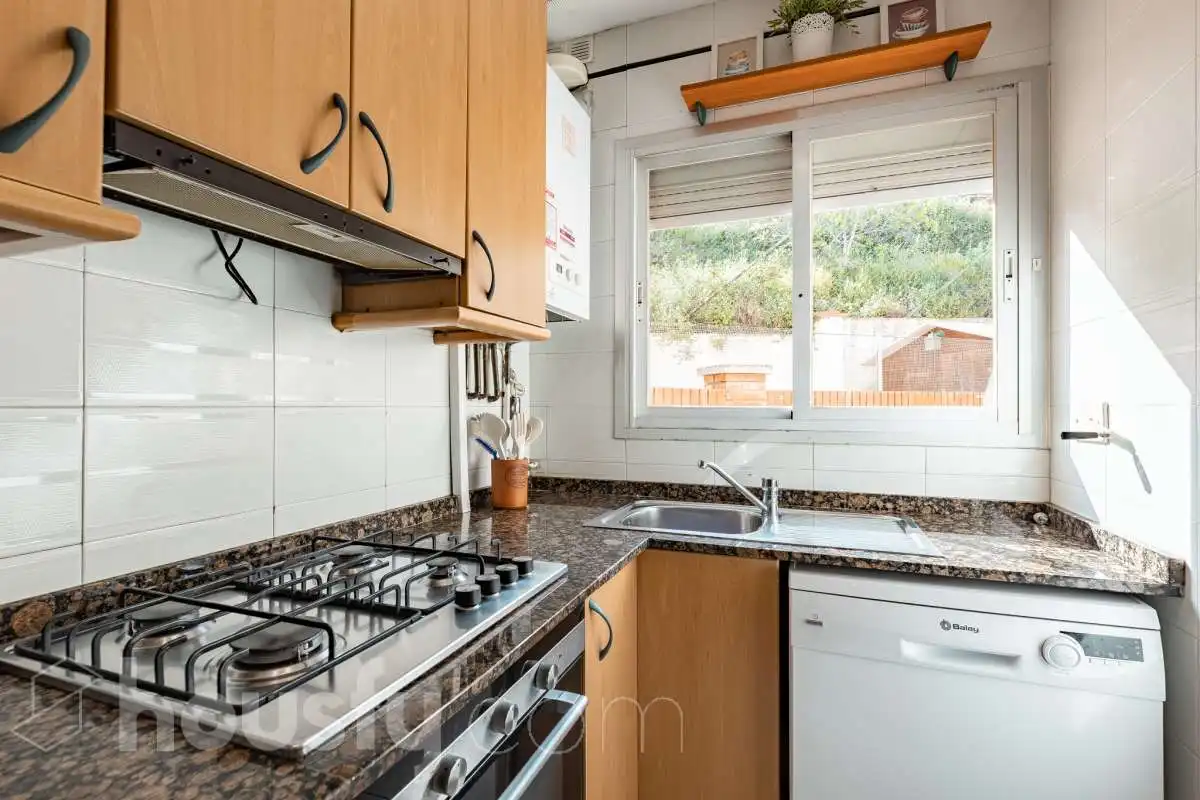 Piso en venta en CL BATISTA I ROCA, La Miranda - Can Candeler
