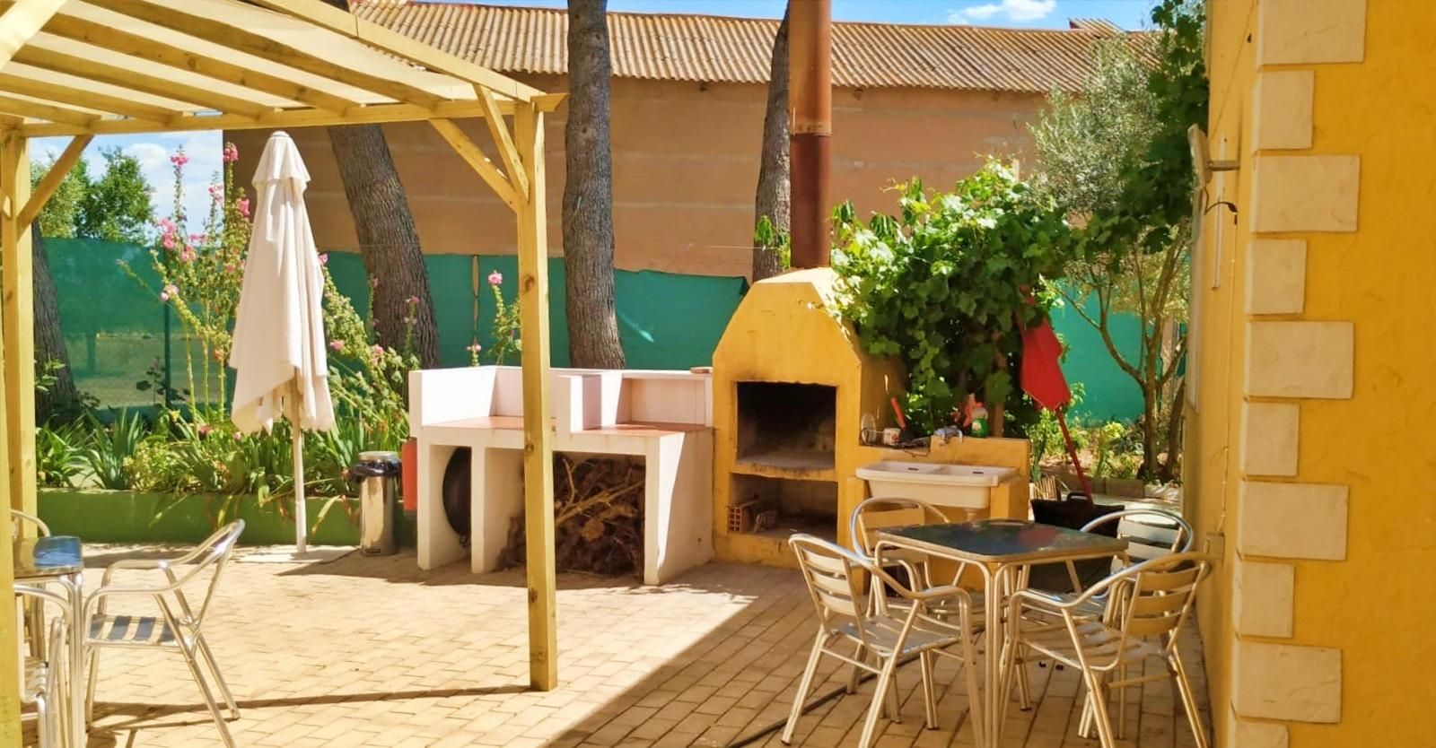 Casa o xalet en venda en Alcalá del Júcar amb Aire condicionat, Jardí privat i Terrassa