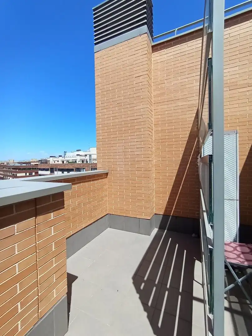 Terrasse von Dachboden zur Miete in Madrid mit Klimaanlage, Heizung und Terrasse