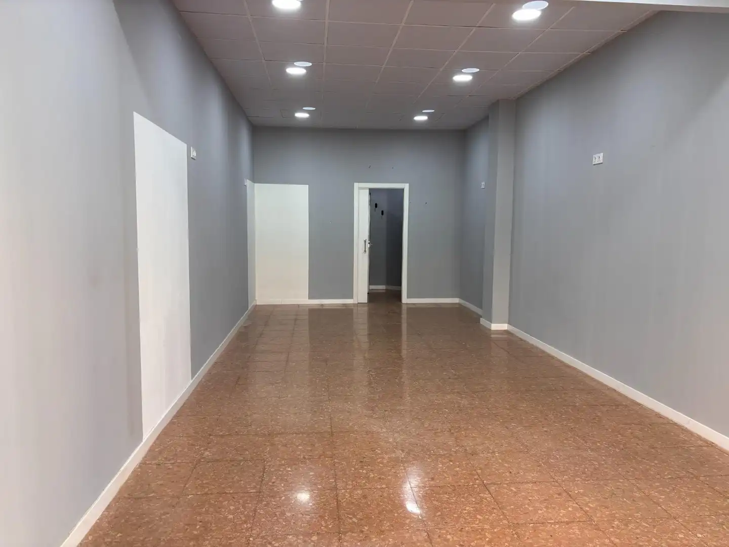 Local de lloguer en Paiporta amb Aire condicionat