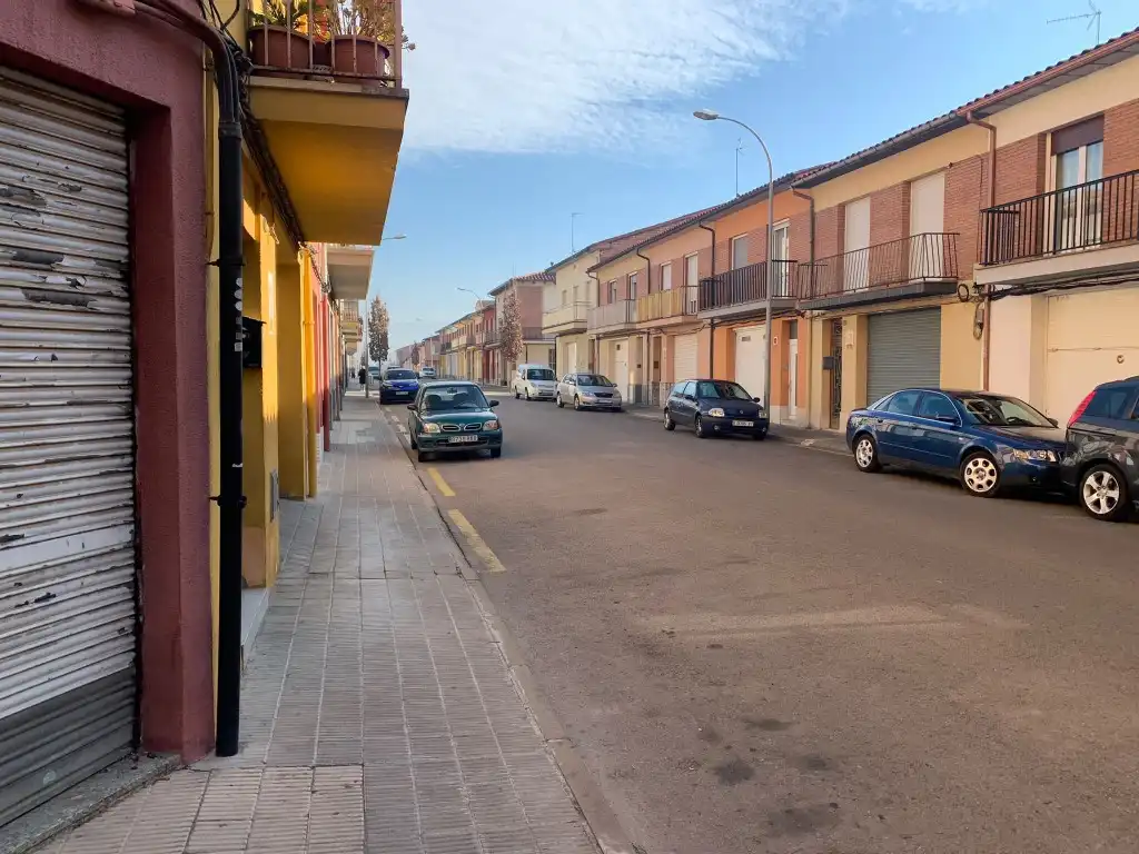 Local en venda a Calle Arnald De Corco, Manlleu