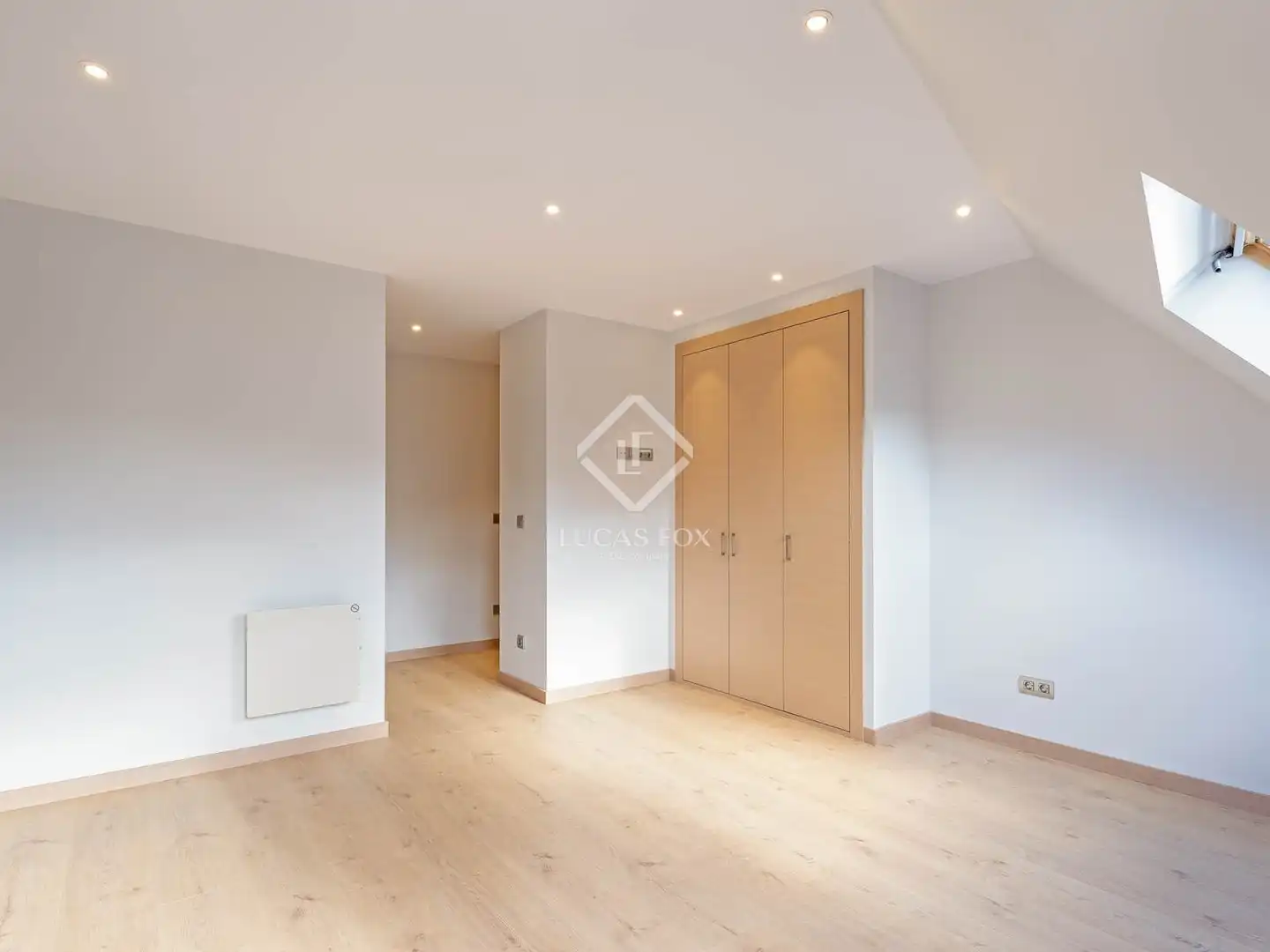 Schlafzimmer von Wohnung zum Verkauf in Escaldes – Engordany mit Heizung, Parkett und Terrasse