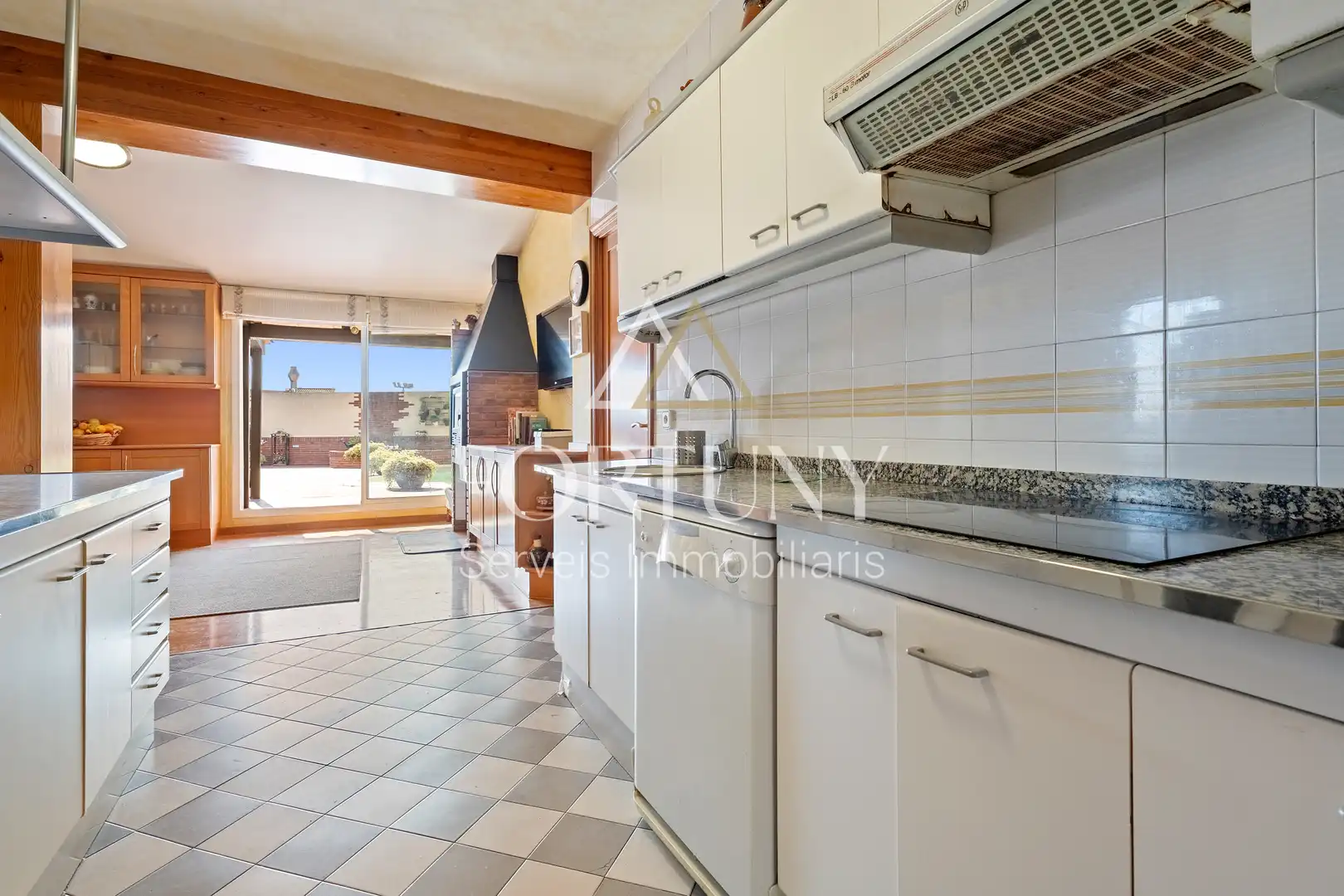 House with pool for sale in MONTBRIO DE, imagen 8