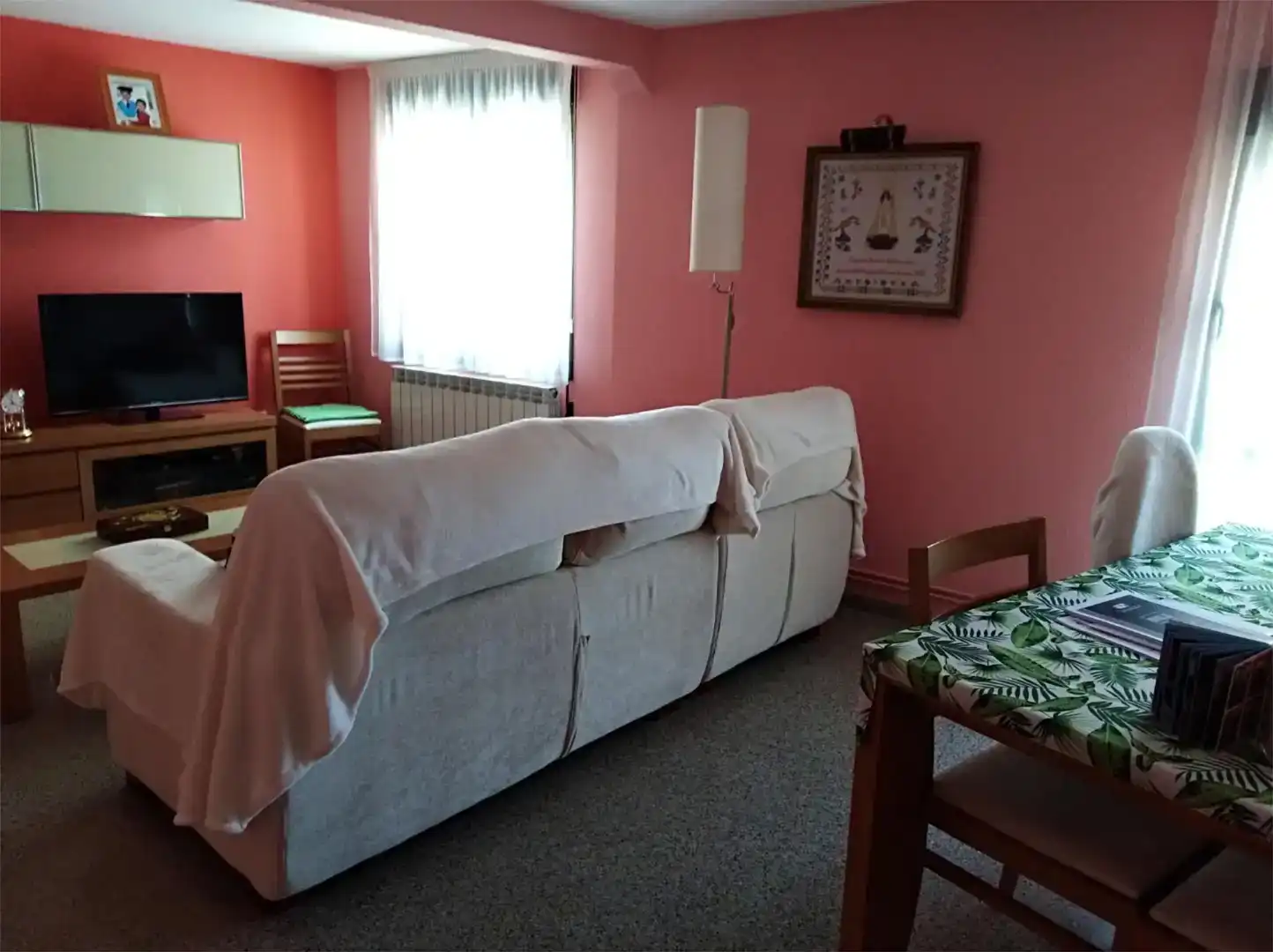 Sala de estar de Casa adosada en venta en Ólvega con Amueblado, Horno y Lavadora