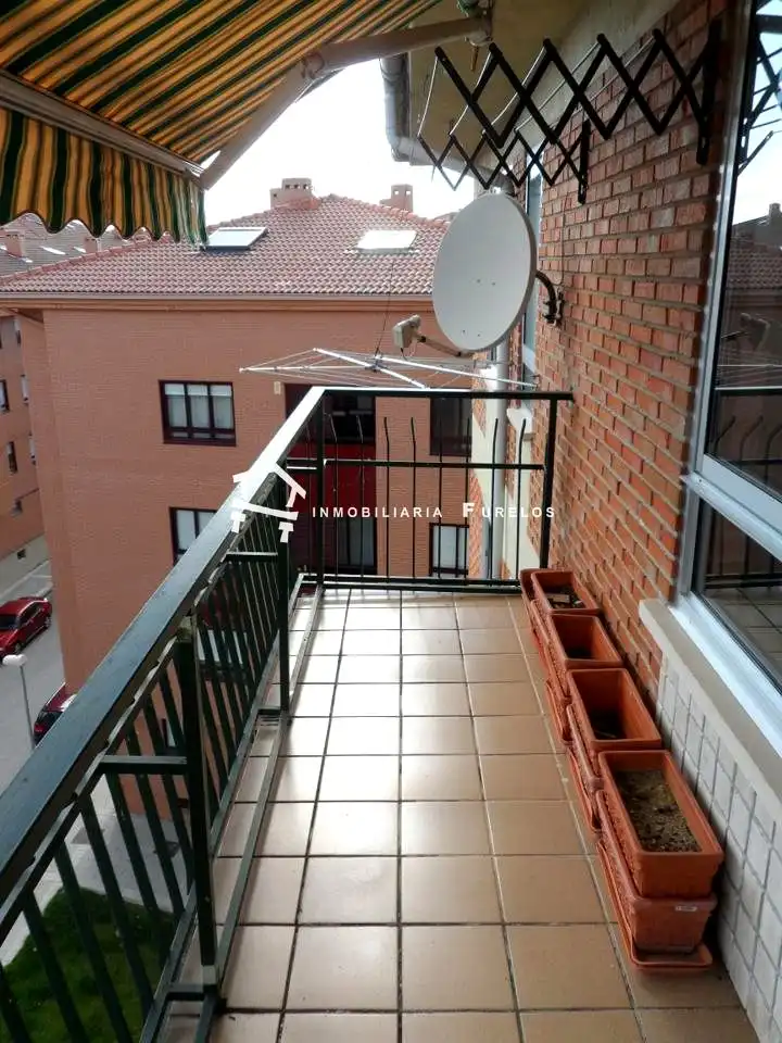 Study for sale in Medina de Pomar, Burgos