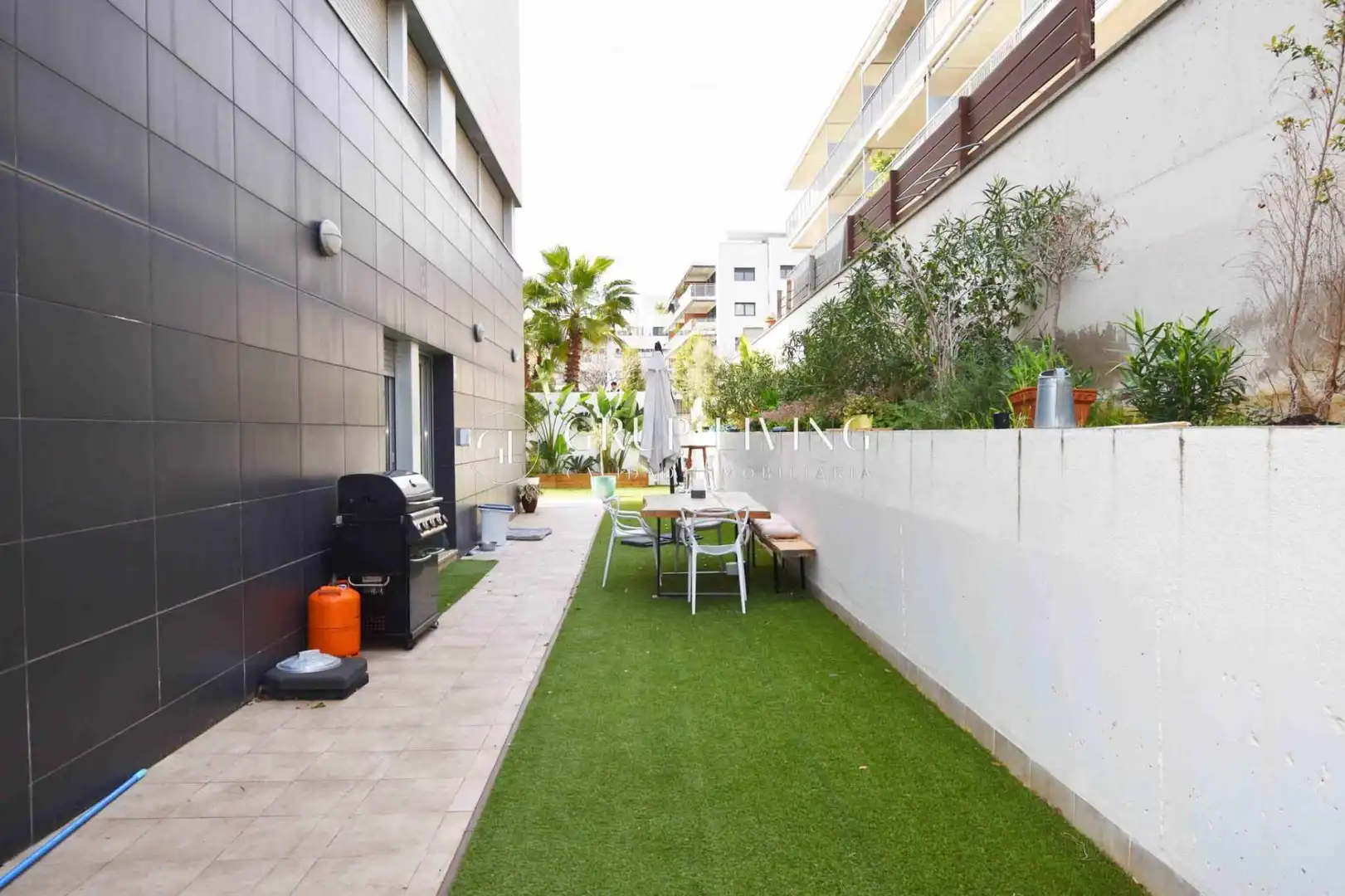 Terrassa de Pis en venda en Sitges amb Aire condicionat, Calefacció i Jardí privat