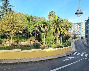 Vista exterior de Casa o xalet de lloguer en Carreño amb Moblat