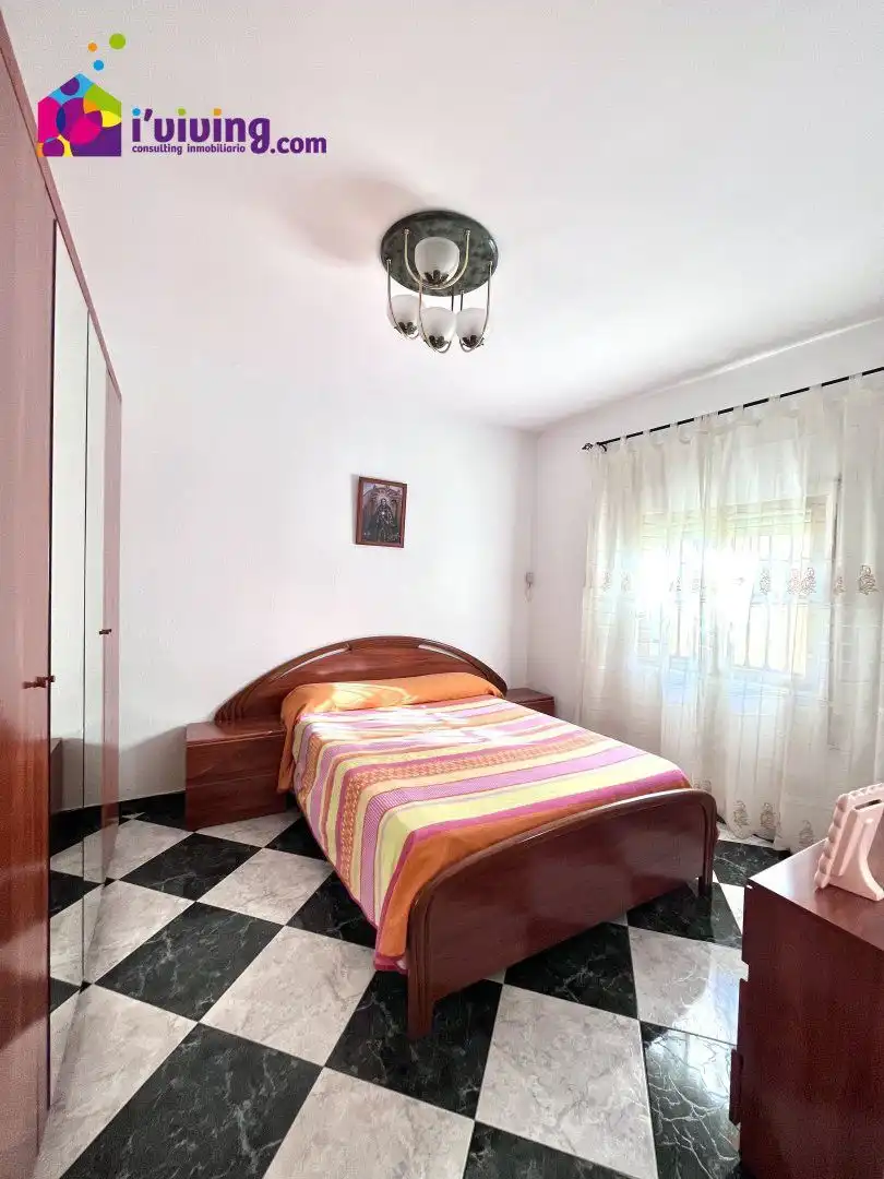 Casa o xalet en venda a Somontín