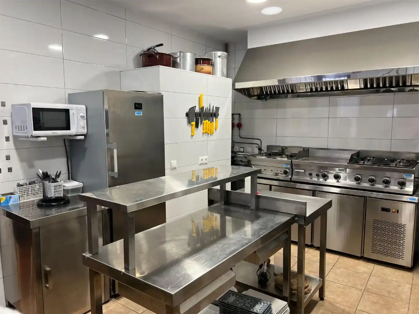 Cocina de Local en venta en Sabiote con Amueblado