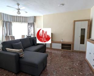 Living room of Flat to rent in Cartagena  with Air Conditioner, Heating and Parquet flooring