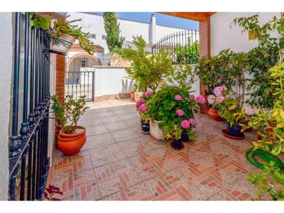 Garden of Single-family semi-detached for sale in Badajoz Capital  with Air Conditioner, Heating and Terrace