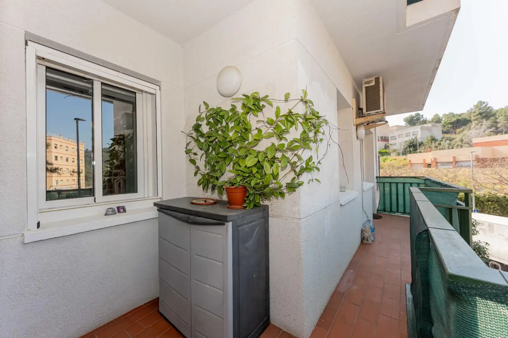 Terrasse von Wohnung zum Verkauf in Gavà mit Klimaanlage, Heizung und Parkett