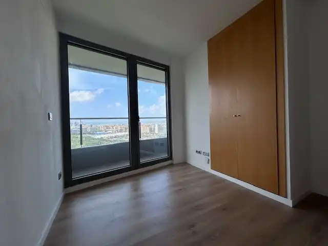 Habitación de Piso en venta en Mislata con Aire acondicionado, Parquet y Horno