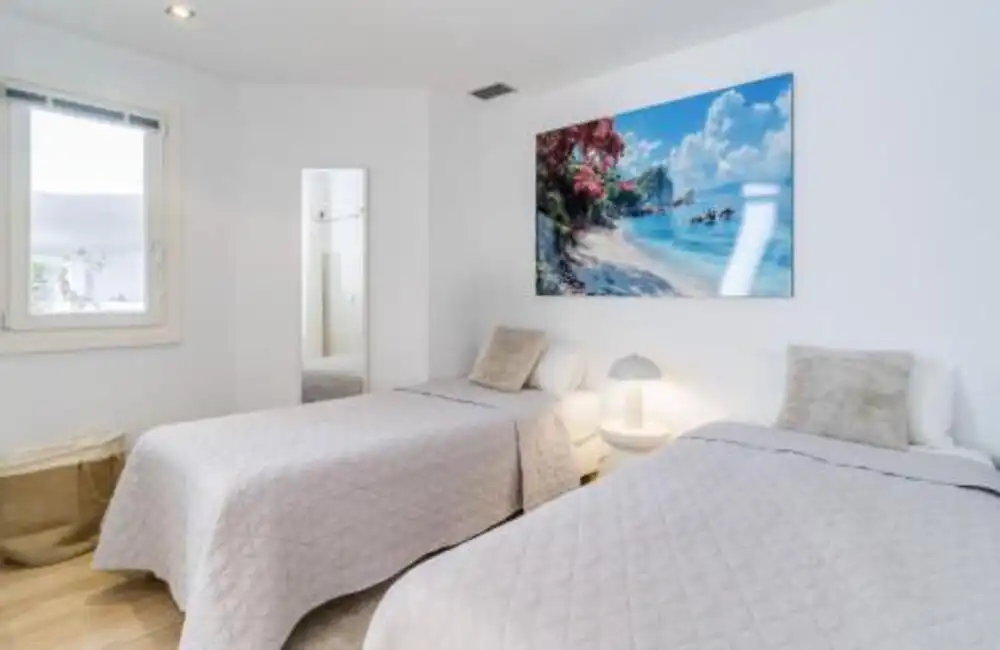 Habitación de Apartamento de alquiler en Marbella con Aire acondicionado, Amueblado y Balcón