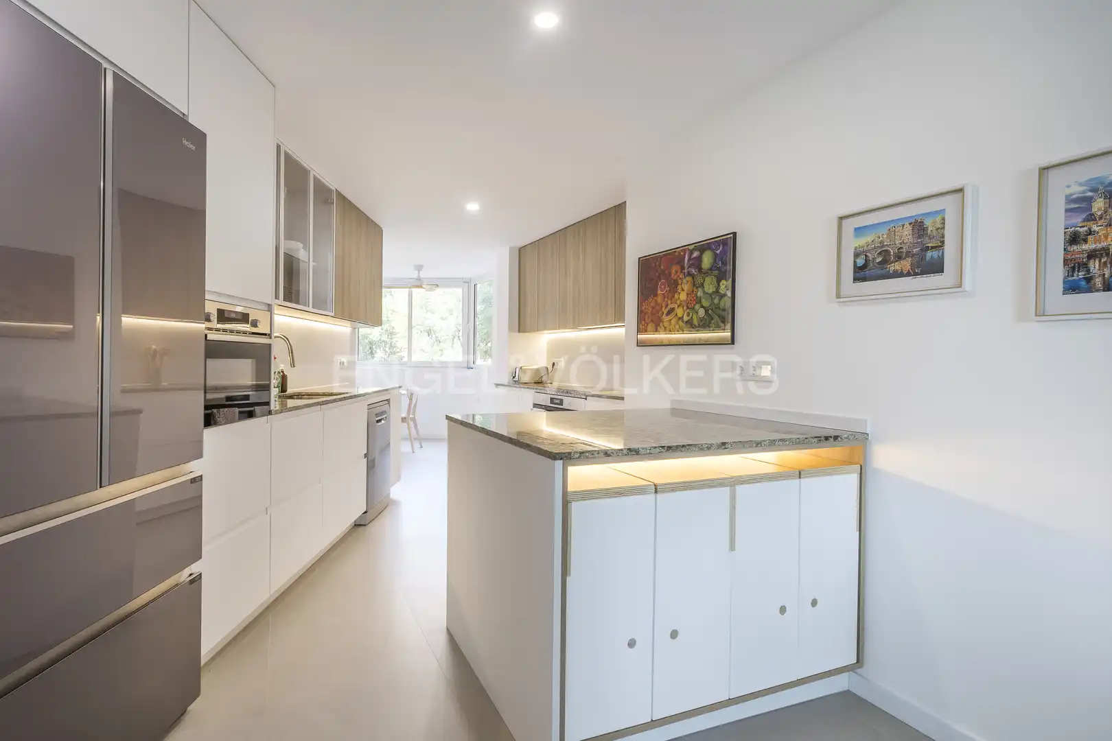 Cocina de Piso de alquiler en Madrid con Aire acondicionado, Calefacción y Amueblado