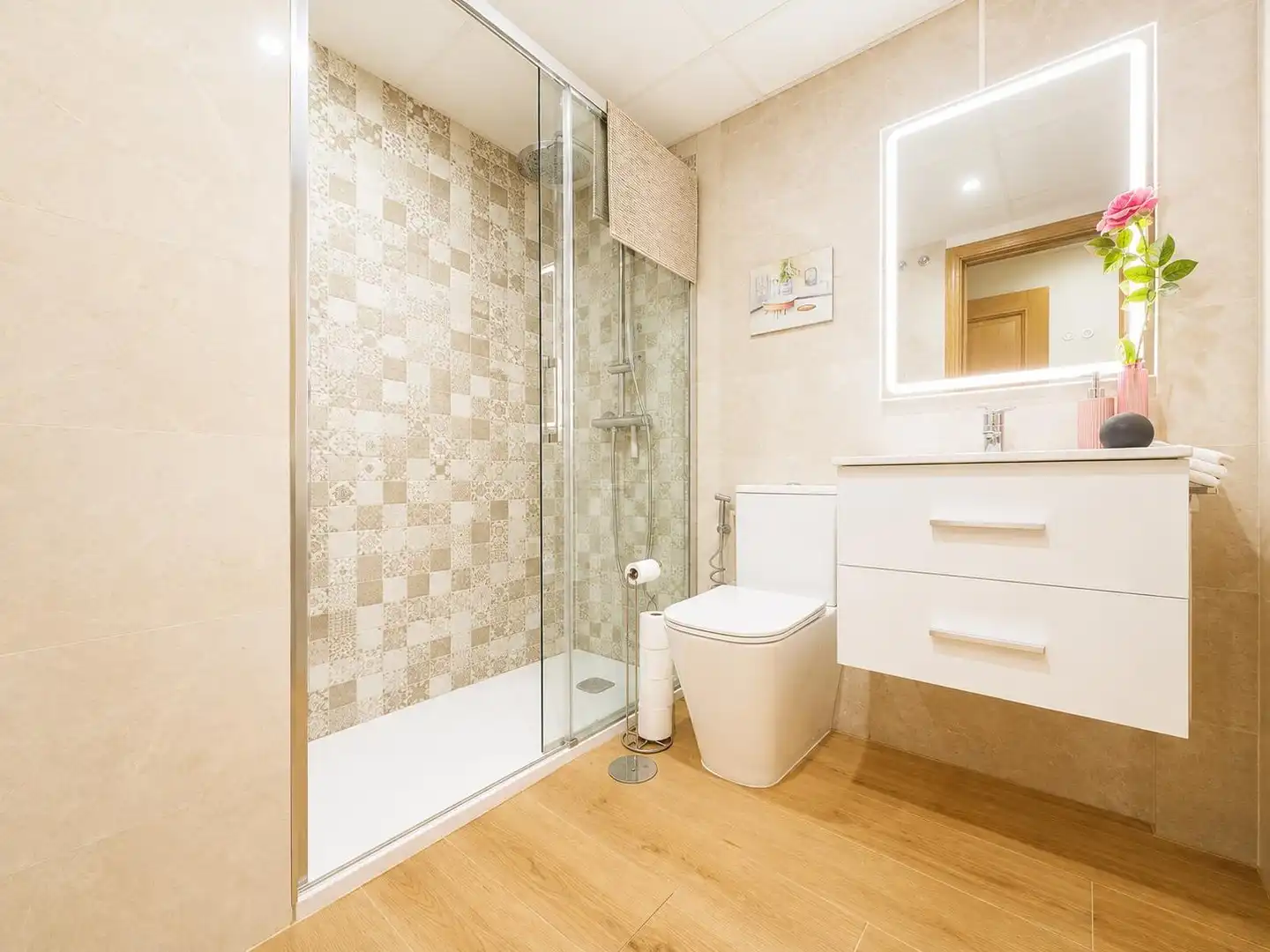 Bany de Apartament en venda en Málaga amb Aire condicionat, Terrassa i Piscina comunitària