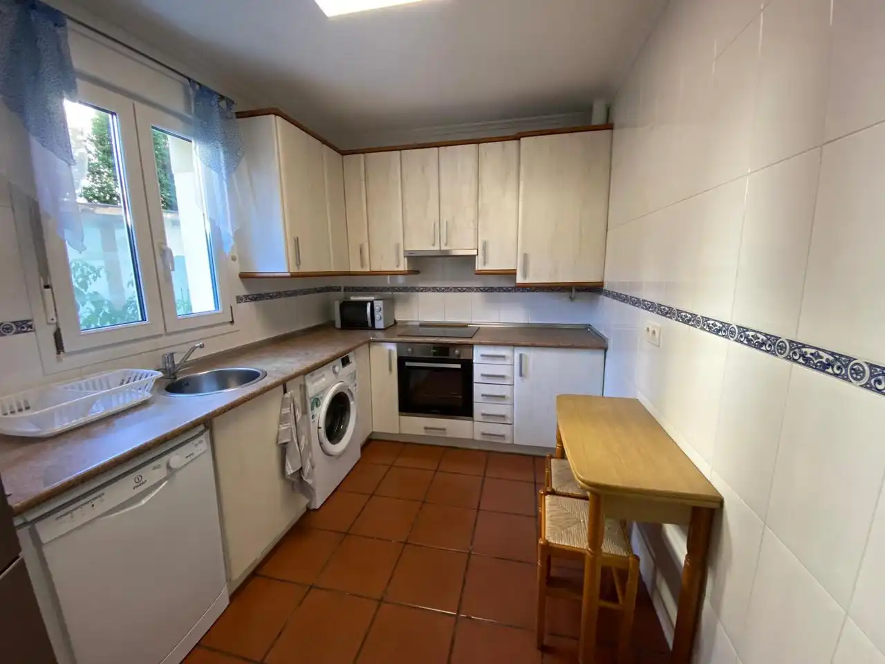 Cocina de Casa o chalet de alquiler en Castro-Urdiales con Calefacción y Jardín privado