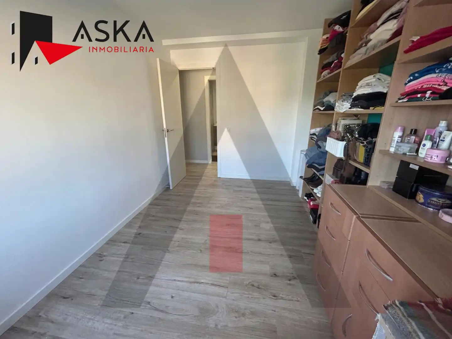 Habitación de Piso en venta en Sedaví con Aire acondicionado y Balcón