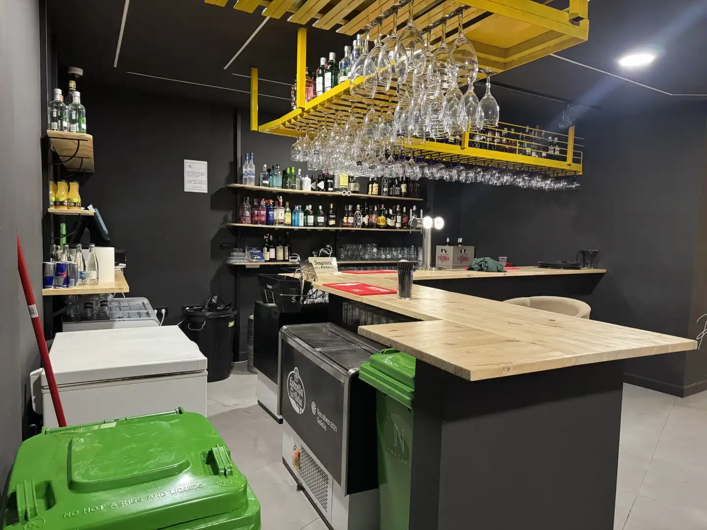 Local comercial en traspaso en Avenida Ricardo Soriano 10, imagen 4