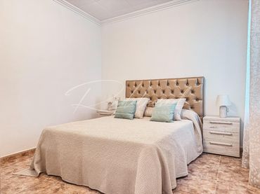 Piso con ascensor en venta en Carrer Carrer Cristòfor Colom 26