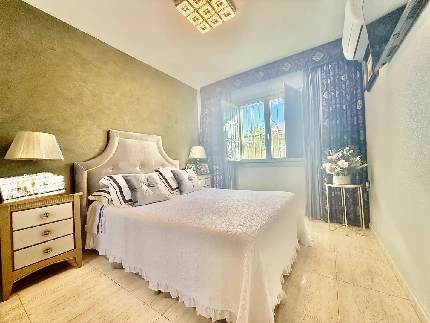 Chalet con terraza en venta en Pueblo Latino, imagen 24