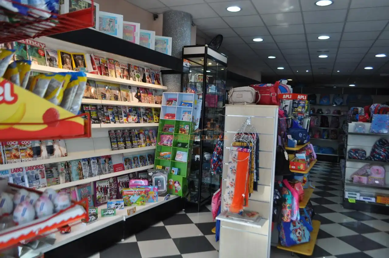 Local comercial en venta en Piñeiros- Freixeiro, imagen 3