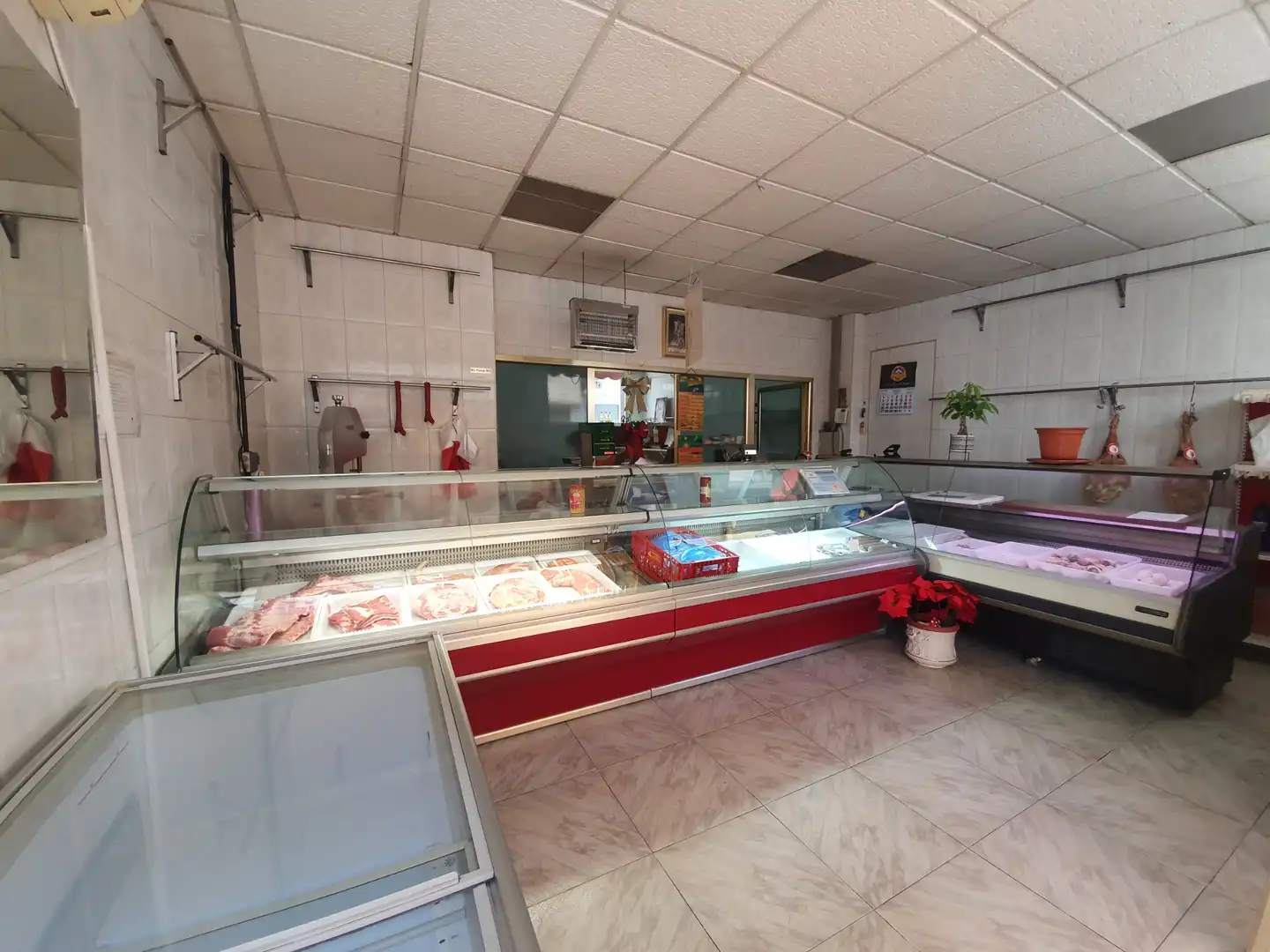 Locale commerciale in vendita a Guadix