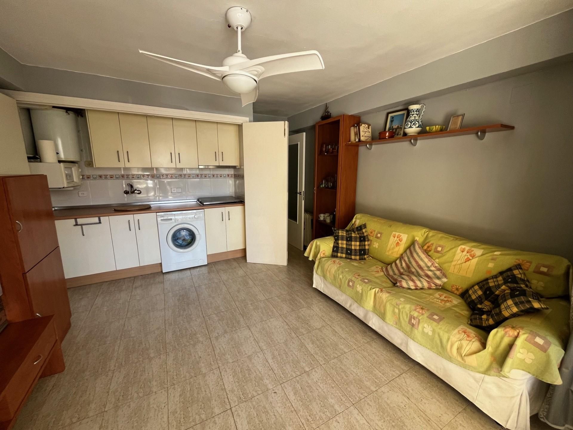 Living room of Flat for sale in Cambrils  with Heating, Private garden and Terrace