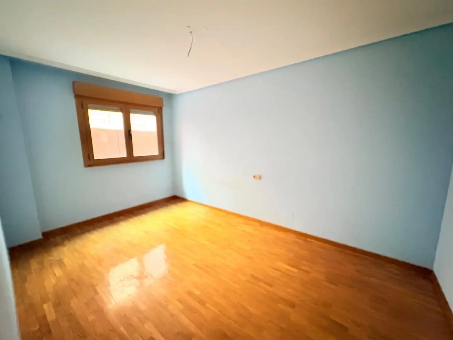 Habitación de Piso en venta en Ponferrada con Calefacción y Trastero