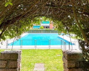 Swimming pool of Flat for sale in San Agustín del Guadalix