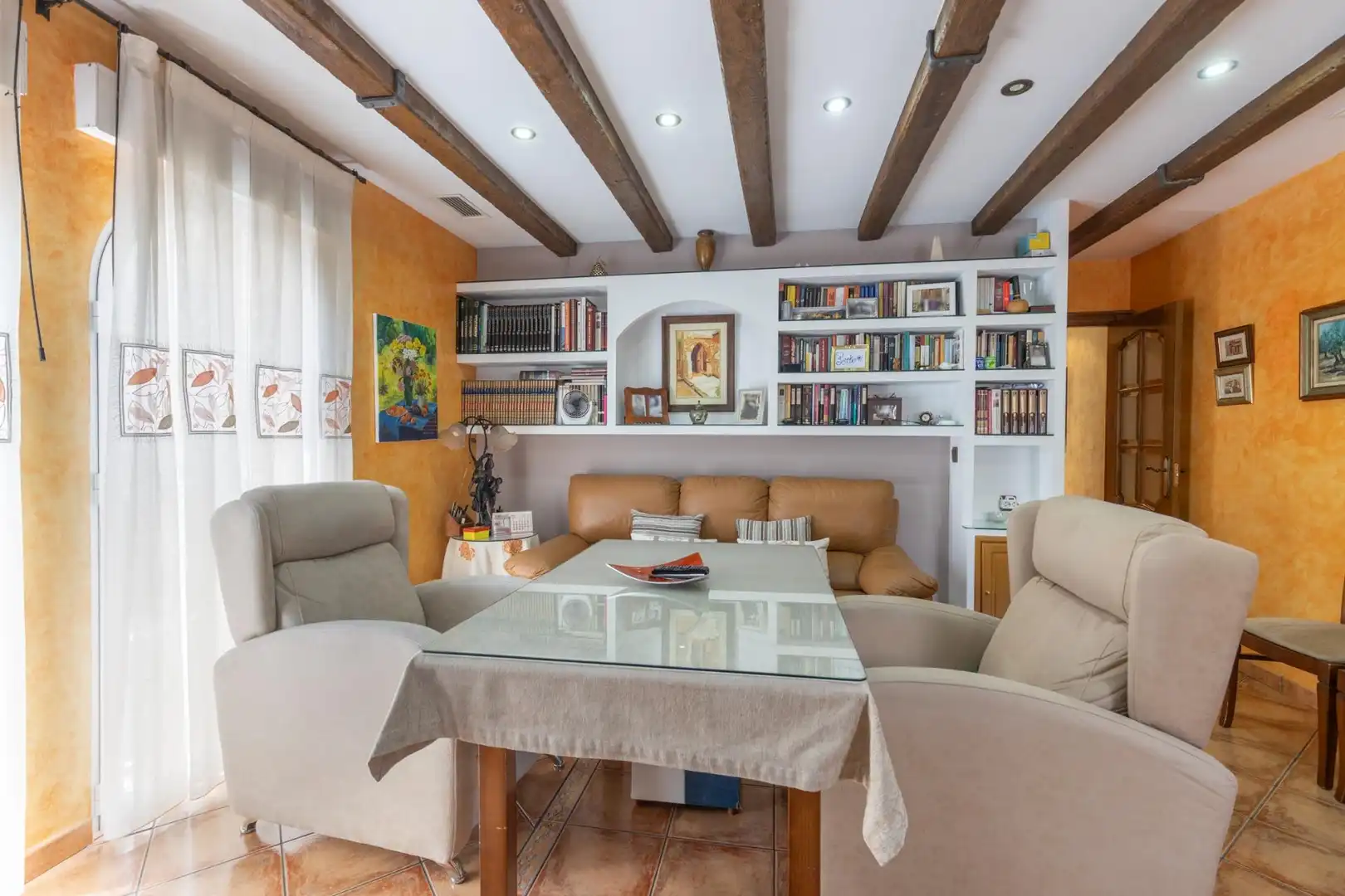 Sala d'estar de Casa o xalet en venda en Granada amb Aire condicionat, Calefacció i Traster