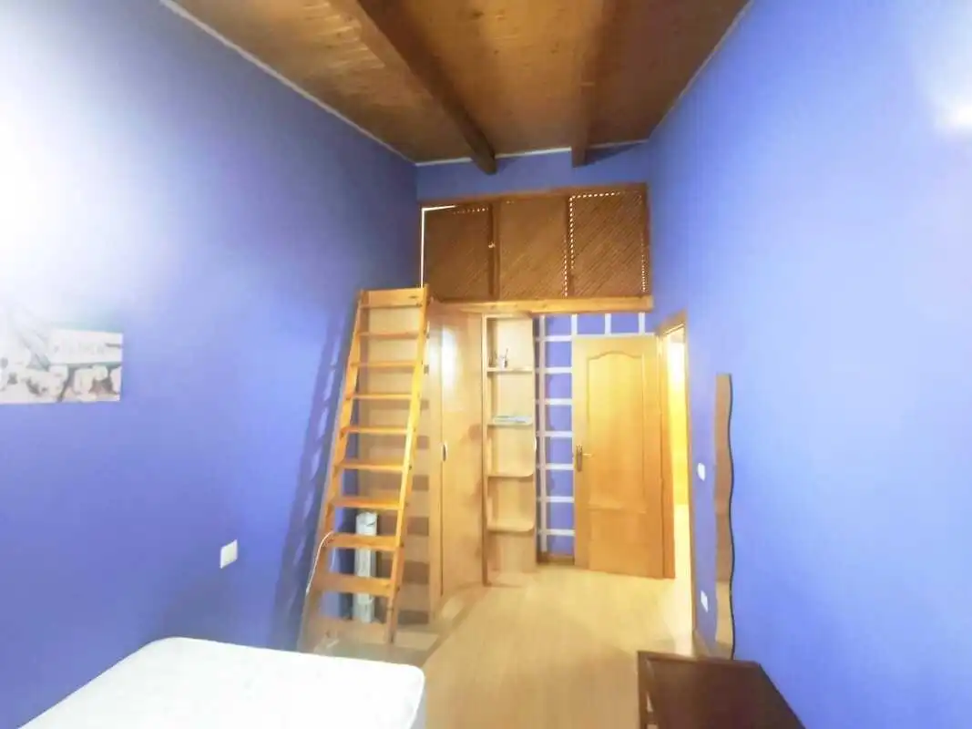 Habitación de Casa adosada en venta en Paracuellos de Jiloca con Aire acondicionado, Calefacción y Jardín privado